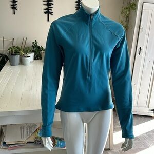 🔥MEC long sleeve large with cycling zip pullover pockets and back